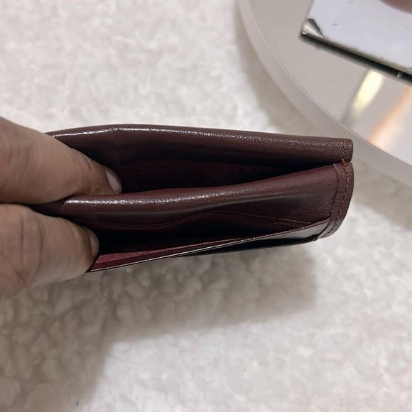 Cartier Leather Double ID Card Holder &free Earrings & Croc Stitch Keychain - Picture 10 of 11